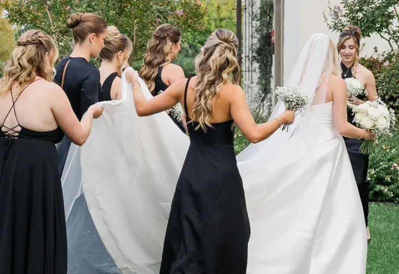 Elegant cocktail experience during a destination wedding in Bologna
